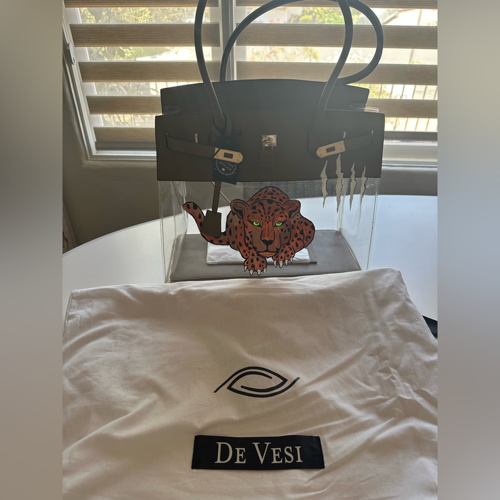 De Vesi Handpainted Clear/Tan Tote- new with tags